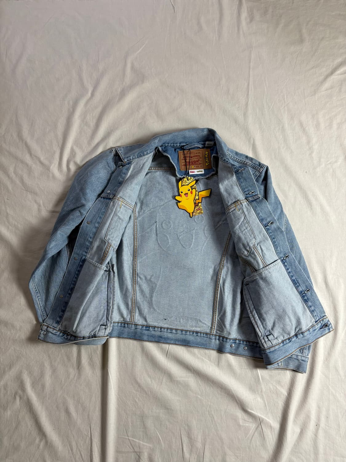 Levis x Pokemon 25주년 데님트러커 자켓 XL 상품이미지3