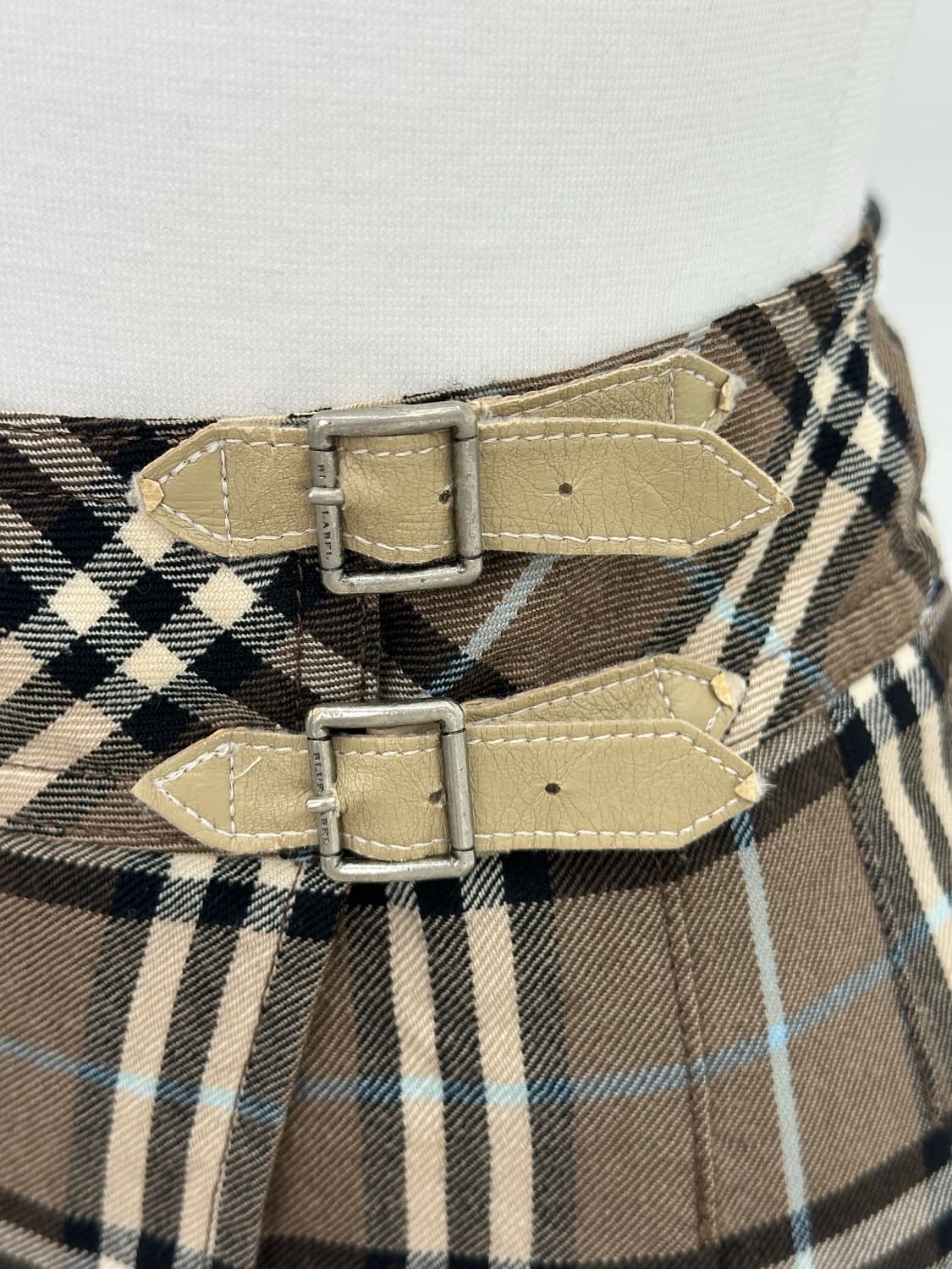 버버리 블루라벨 플리츠 랩스커트 36 상품이미지7