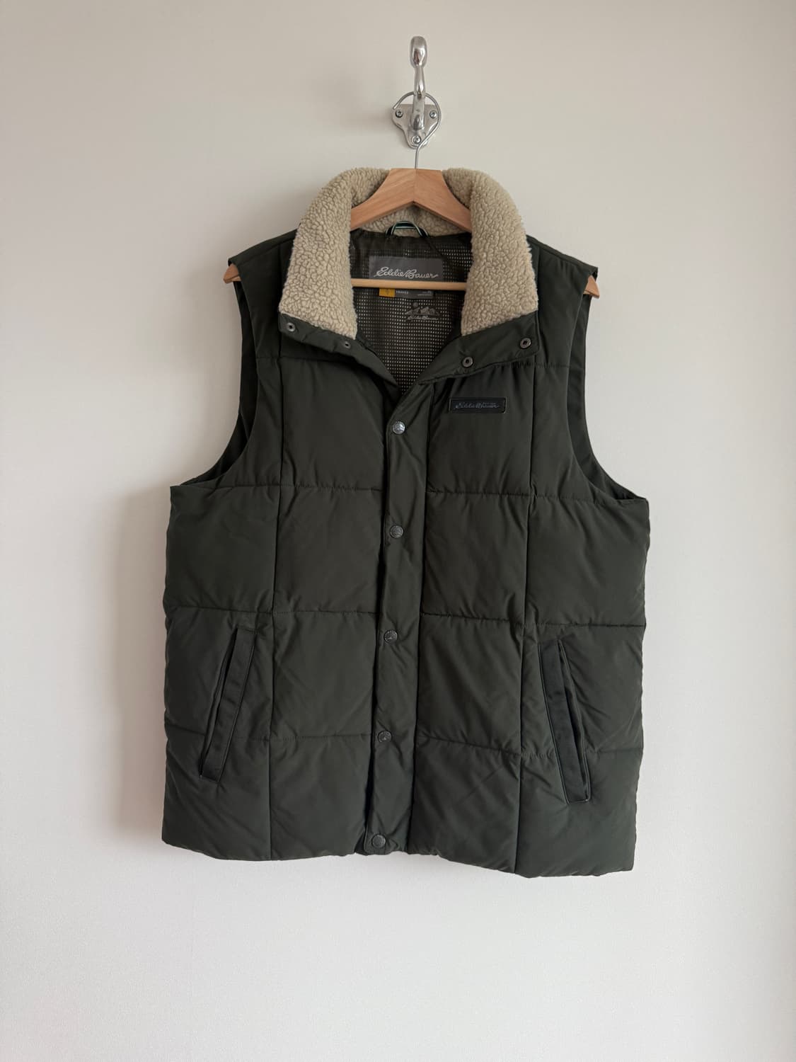 에디바우어(Eddie Bauer) 패딩 베스트 상품이미지1