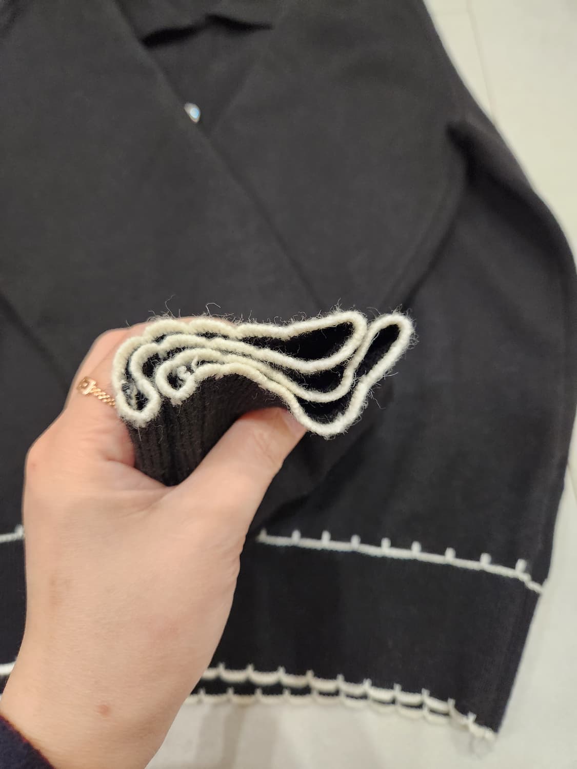 이프네 예쁜단추니트 상품이미지2