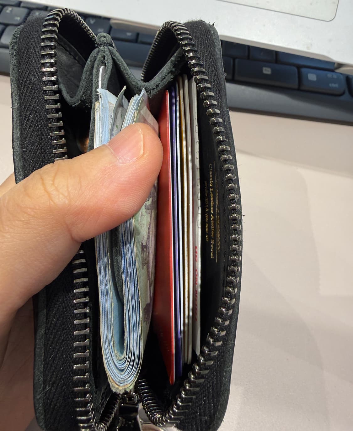 하바티x클라스레더 Rough Zip Wallet 지갑 상품이미지10