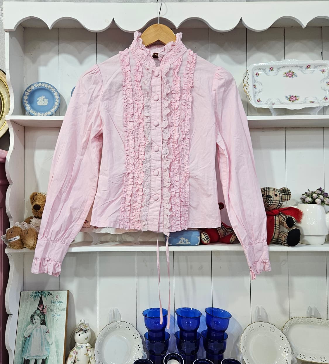 (BODYLINE) 딸기우유 프릴 레이스 블라우스 상품이미지1