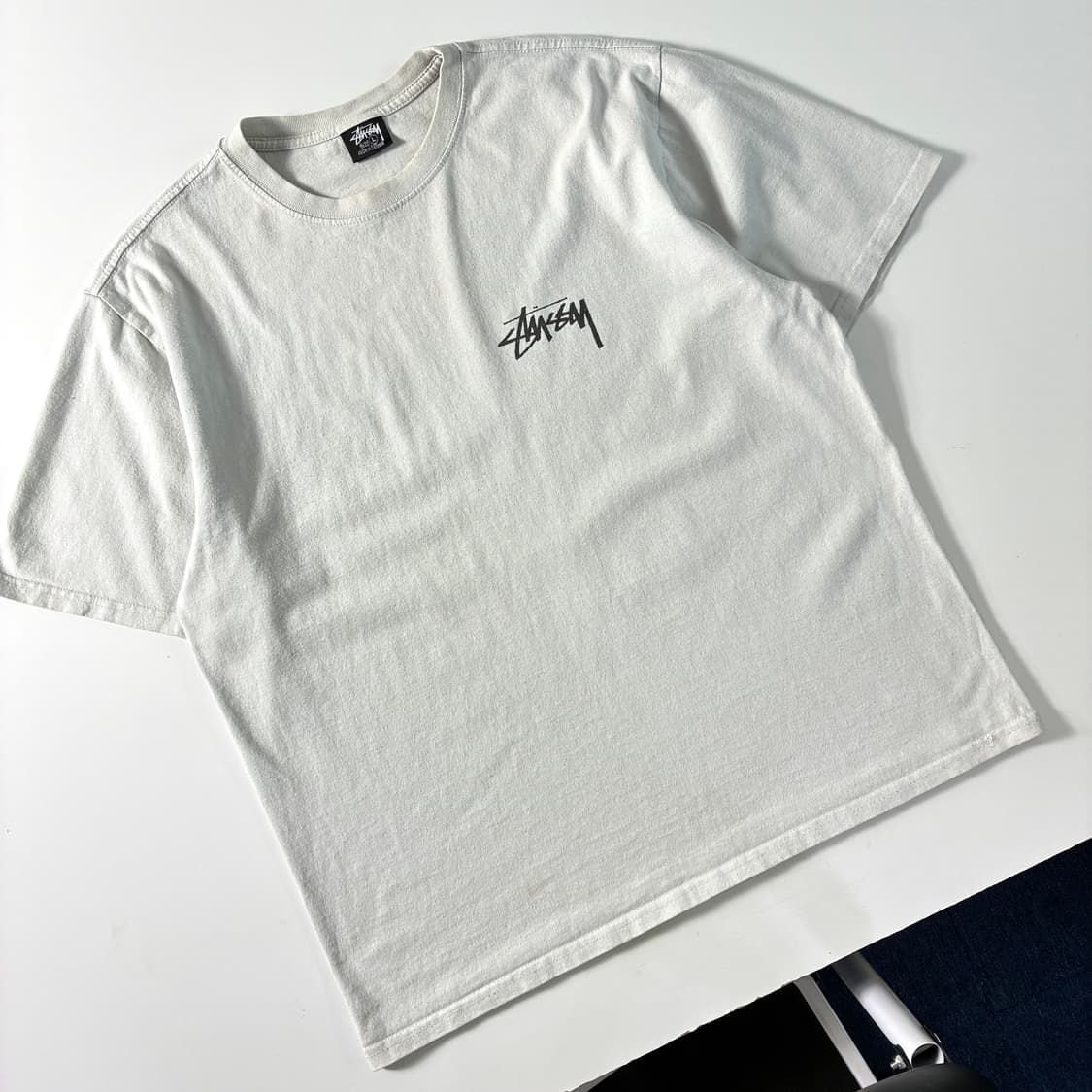 Stussy  스투시 워더드 플라워 프린팅 화이트 티셔츠  상품이미지4