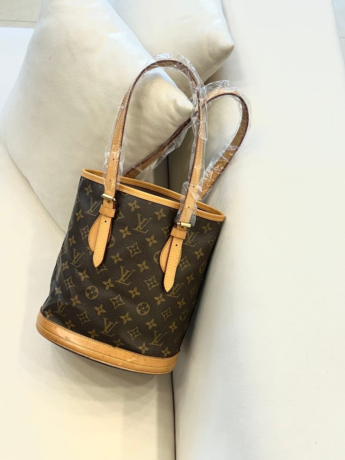 루이비통 모노그램 쁘띠 버킷 숄더백 (정품) 상품이미지1
