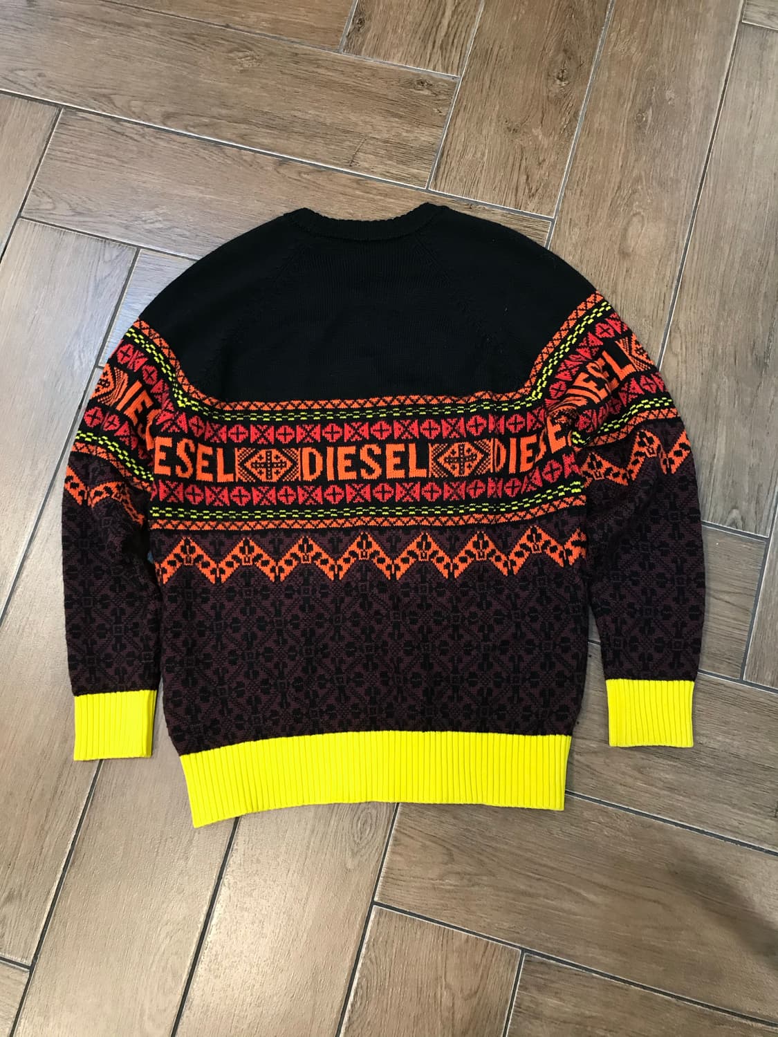 Diesel Logo Pattern Knit 상품이미지8