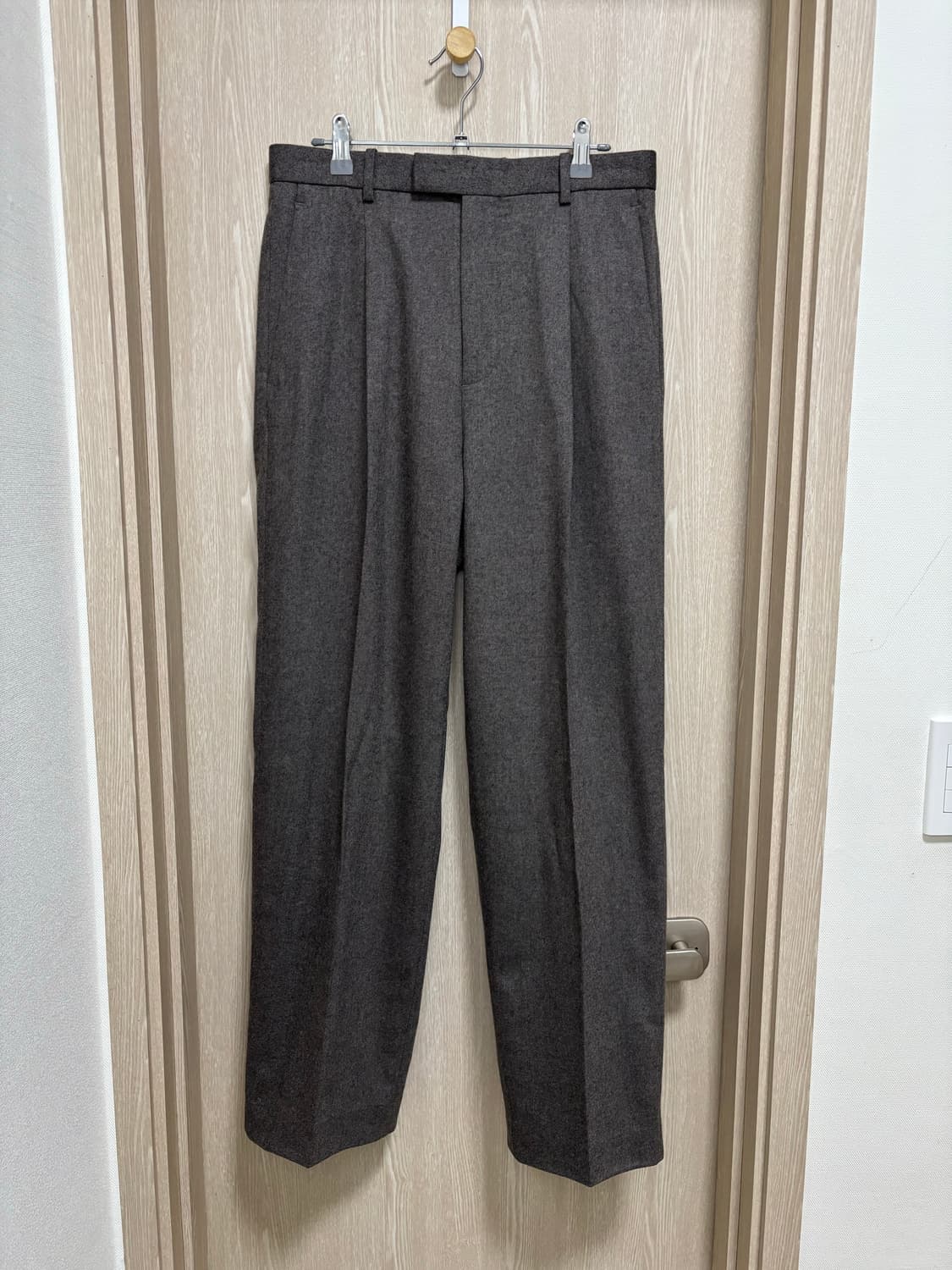 띠어리 울 캐시미어 원턱 와이드 트라우저팬츠30"/그레이 상품이미지1