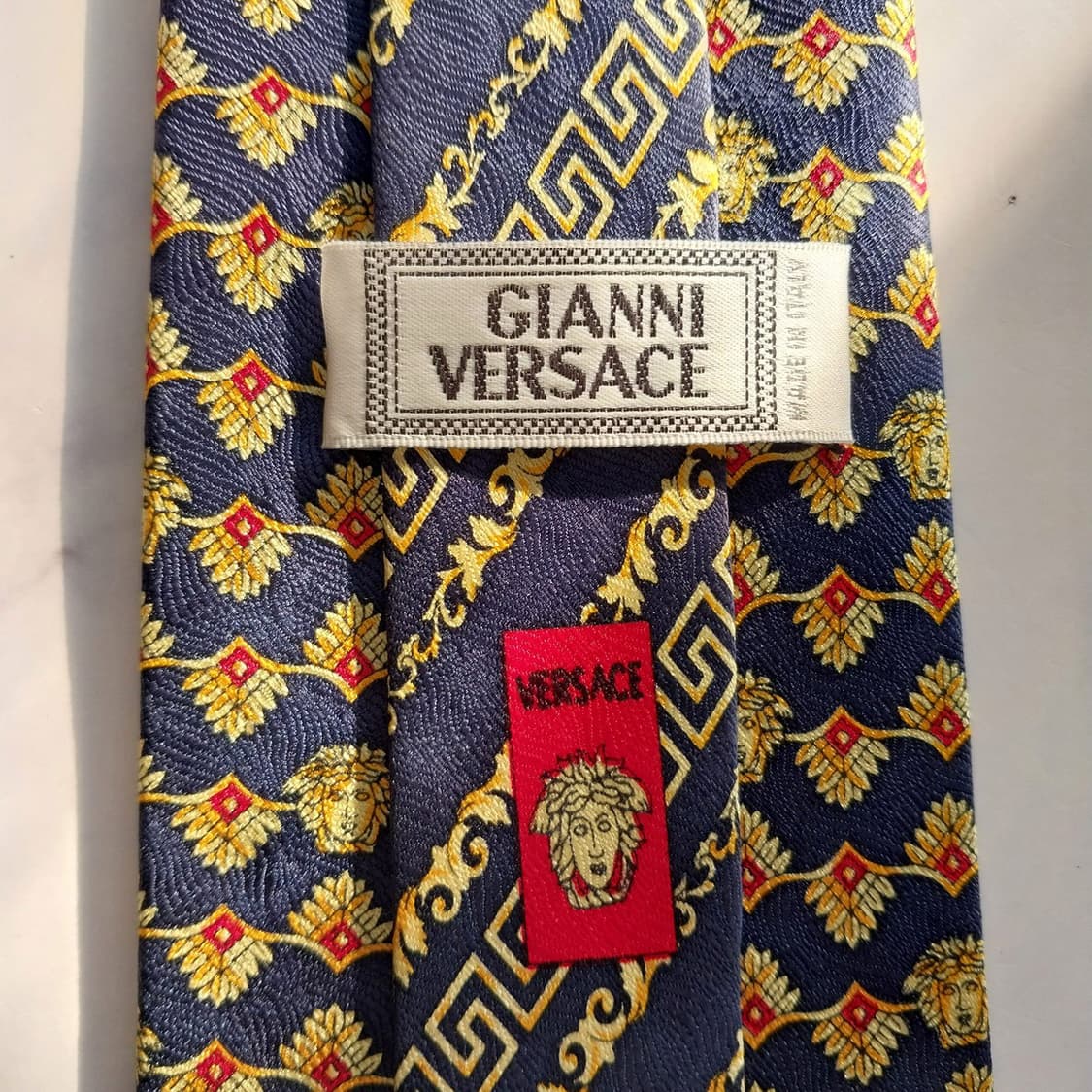 베르사체 실크 네이비&골드 메두사 넥타이 9.5cm A+등급 K1375
 상품이미지9