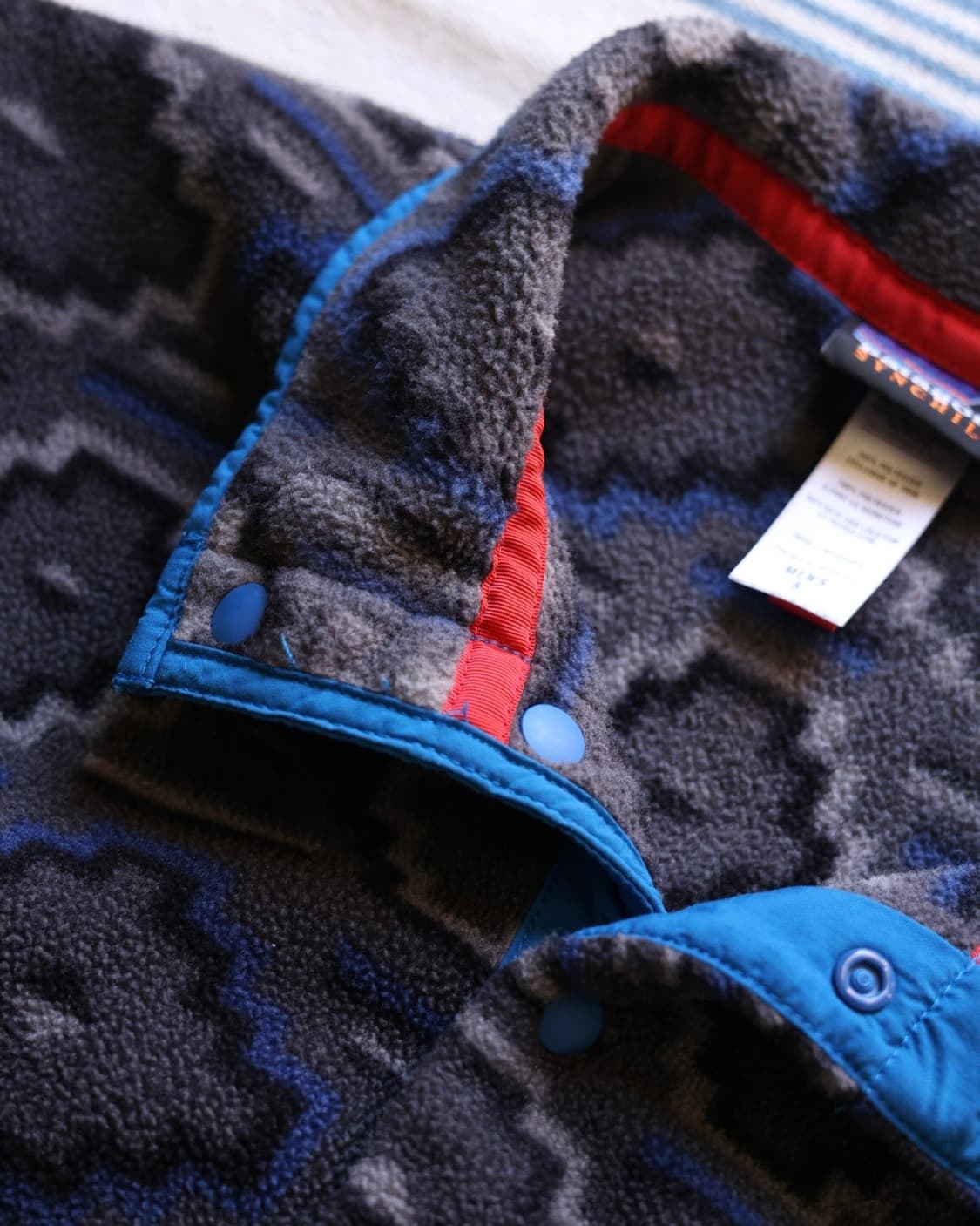 파타고니아 10s YFO 패턴 아즈텍 신칠라 스냅티 플리스 상품이미지3