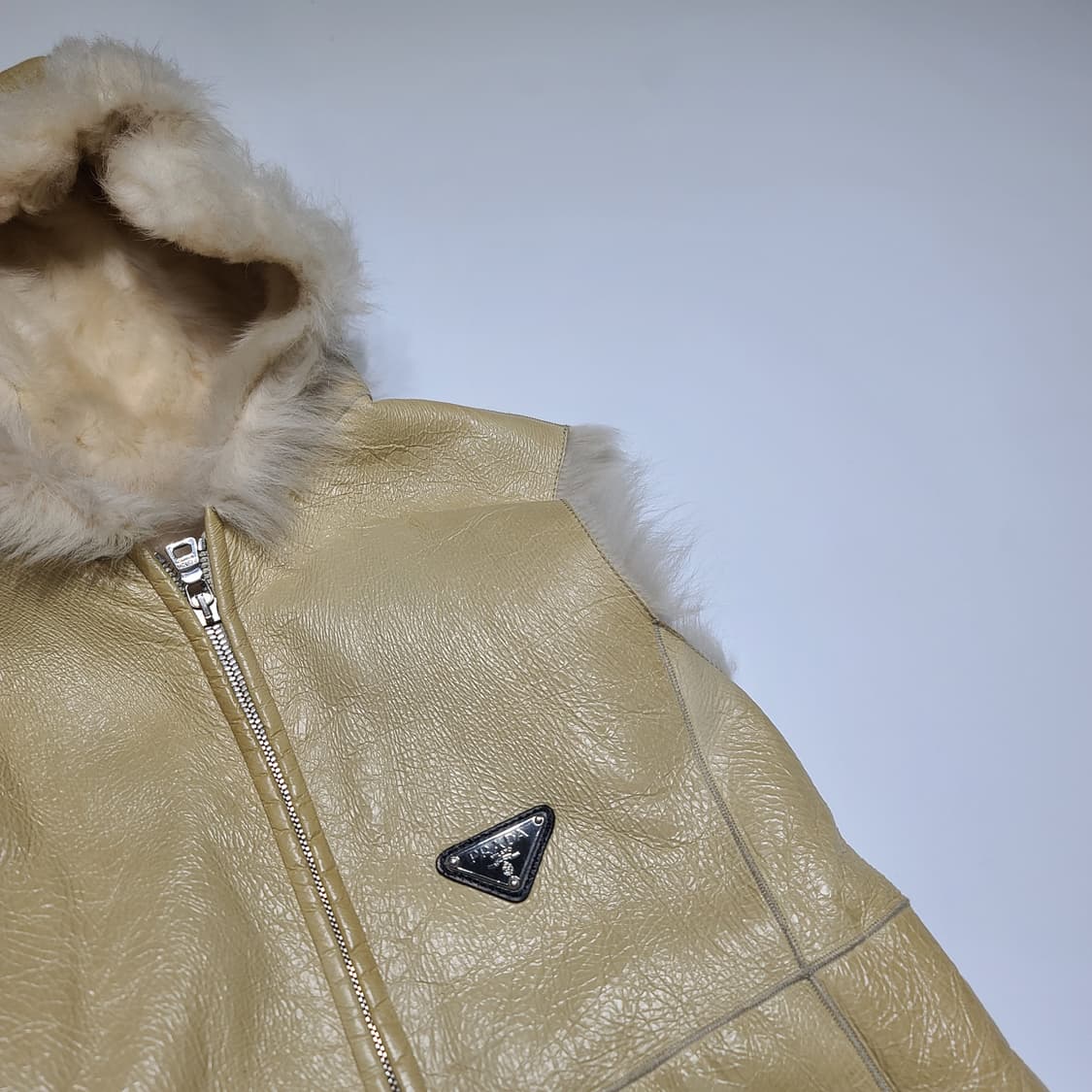 프라다 후드 무스탕 롱 베스트[36] 상품이미지2