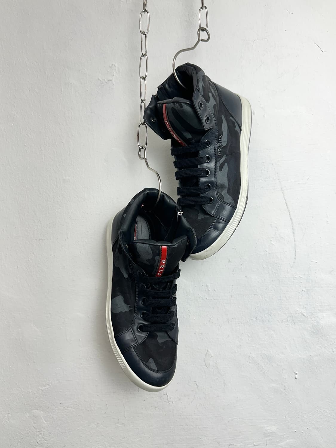Prada Camouflage Nylon & Leather High-To 상품이미지1