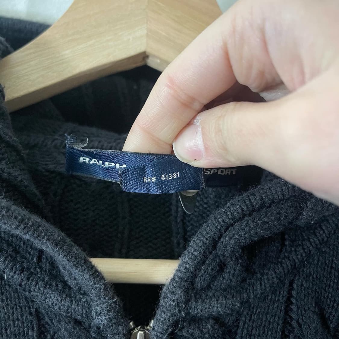 폴로 블랙 꽈배기 니트 후드집업 상품이미지5