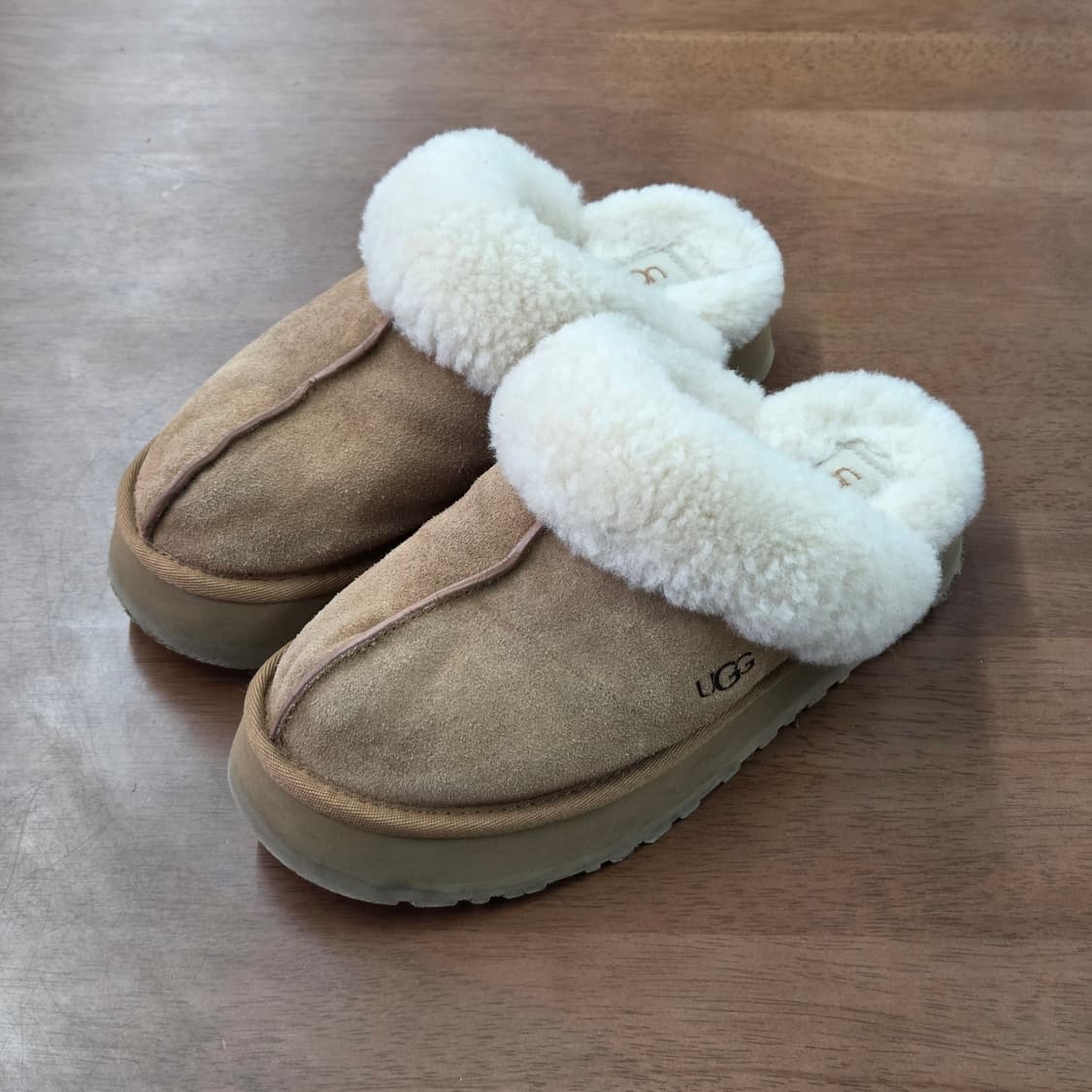 어그 디스케트 슬리퍼 250 상품이미지3