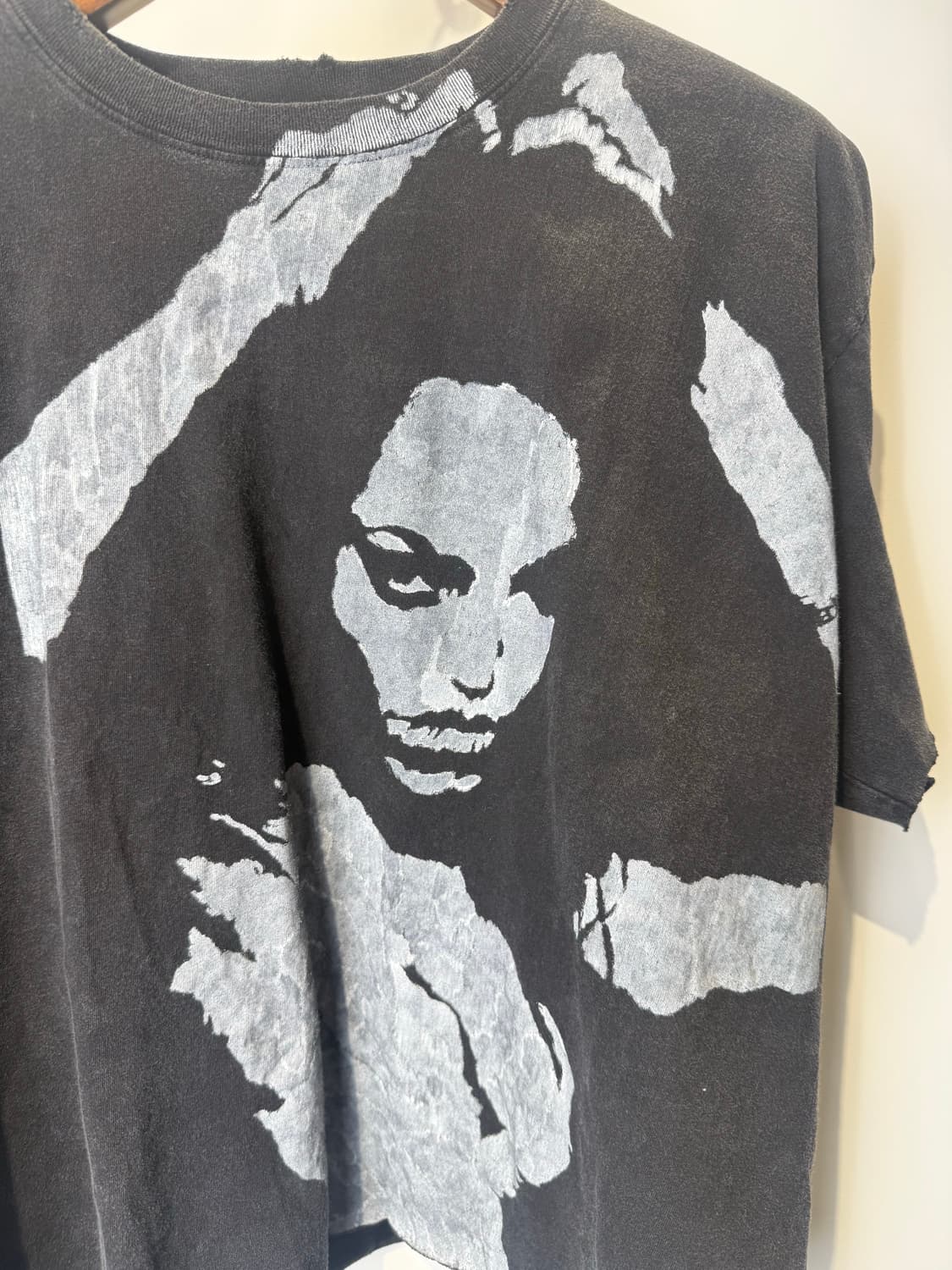 일본 Anomori 작가의 핸드드로잉 티셔츠 상품이미지3