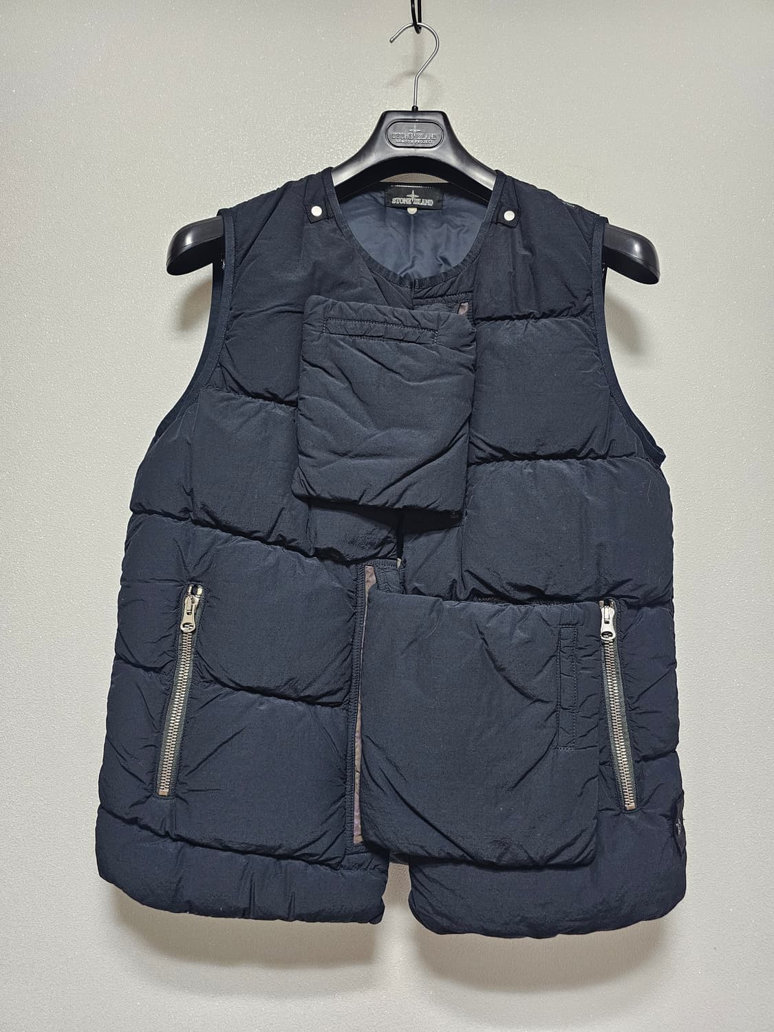 스톤아일랜드 쉐도우 프로젝트 나슬란 스카라베오 패딩 조끼 상품이미지1