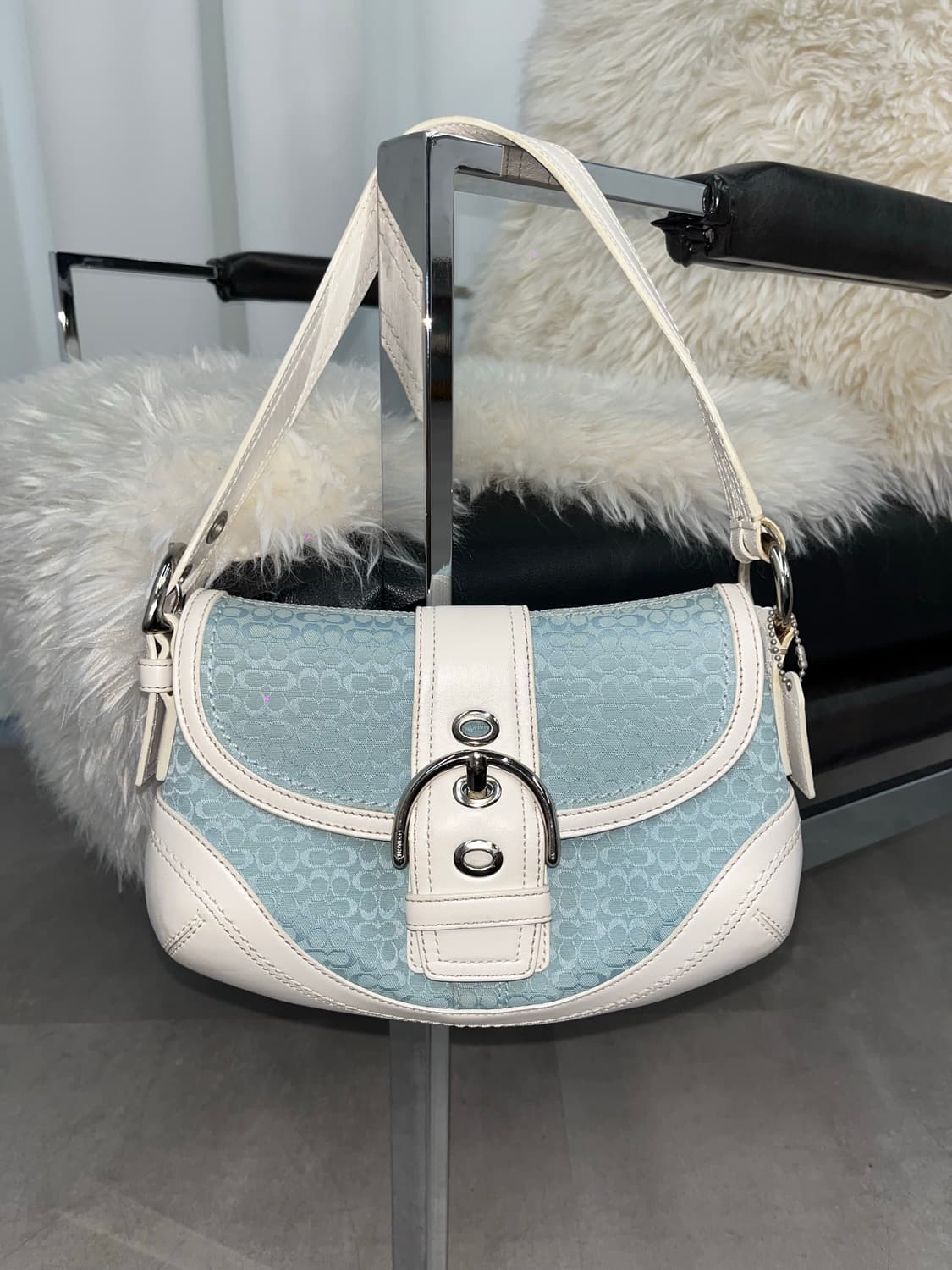 Coach sky blue basic shoulder bag 상품이미지1