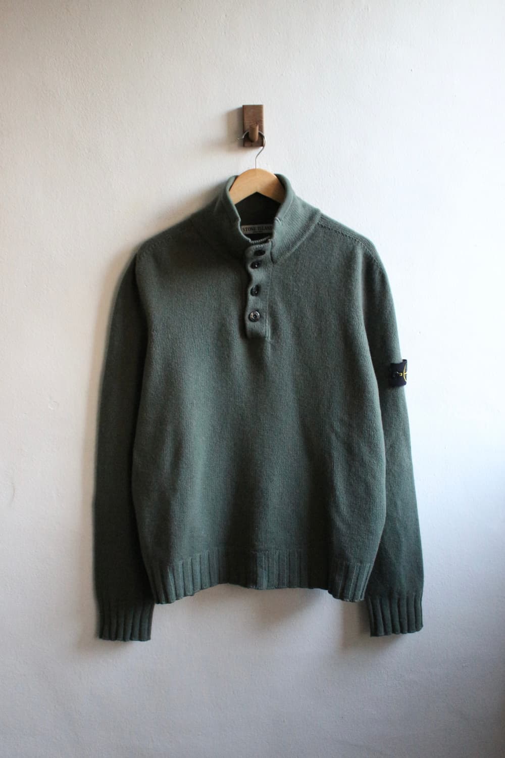 스톤아일랜드 1/4 니트 상품이미지2