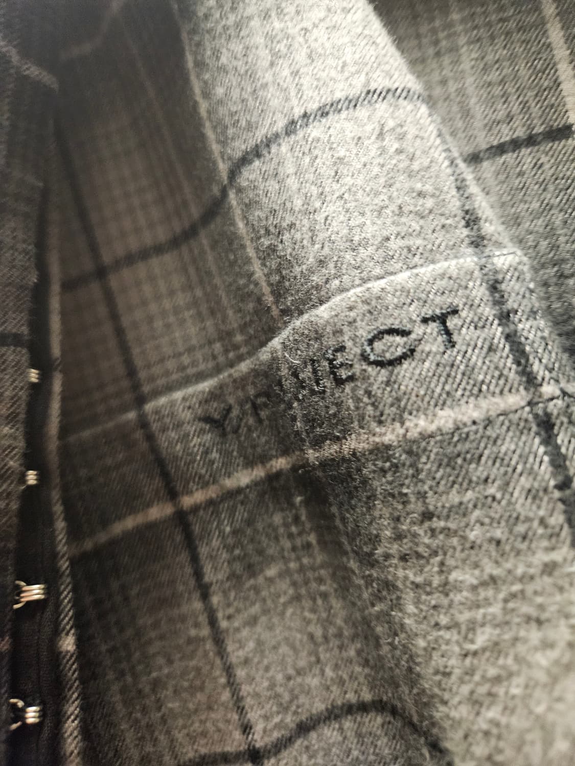 와이프로젝트 체크셔츠 xs 팝니다 상품이미지2