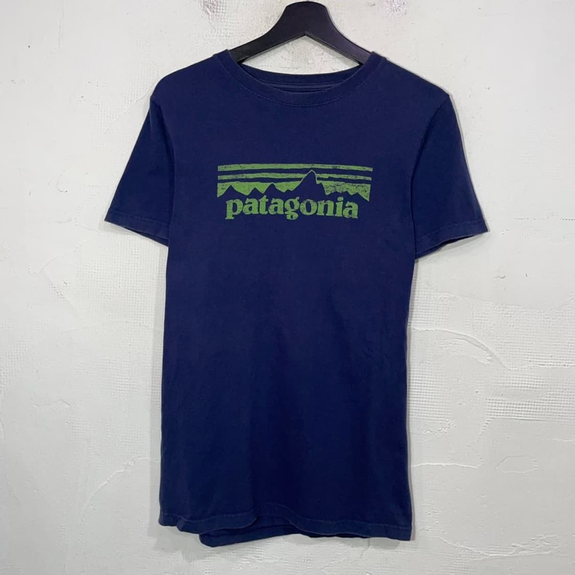 파타고니아 빅로고 반팔티 상품이미지2