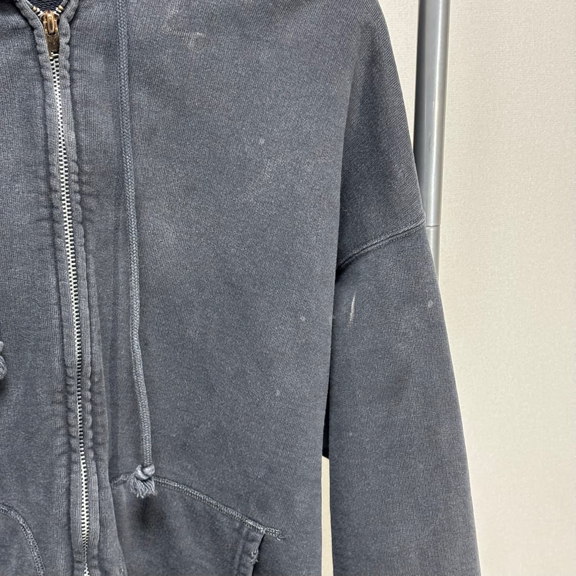 L) bowwow 바우와우 에이징 후드 집업 상품이미지2