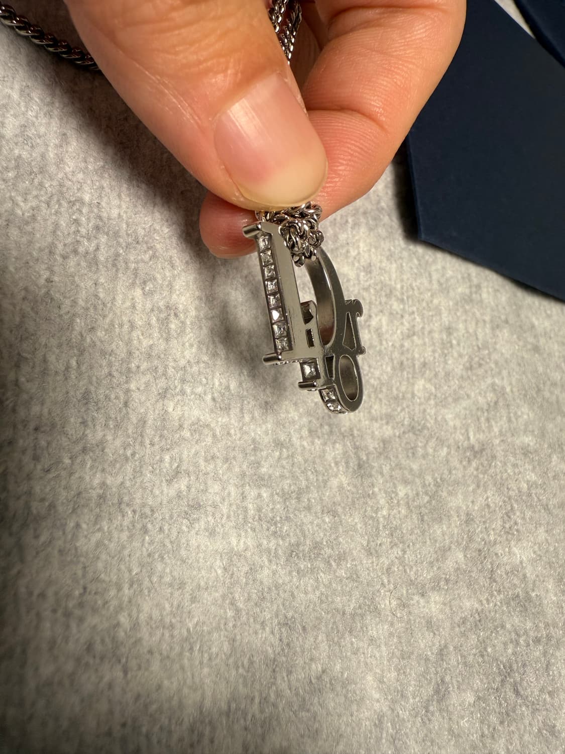 디올 오블리크 펜던트 목걸이 거의 새상품(25년10월) 상품이미지6