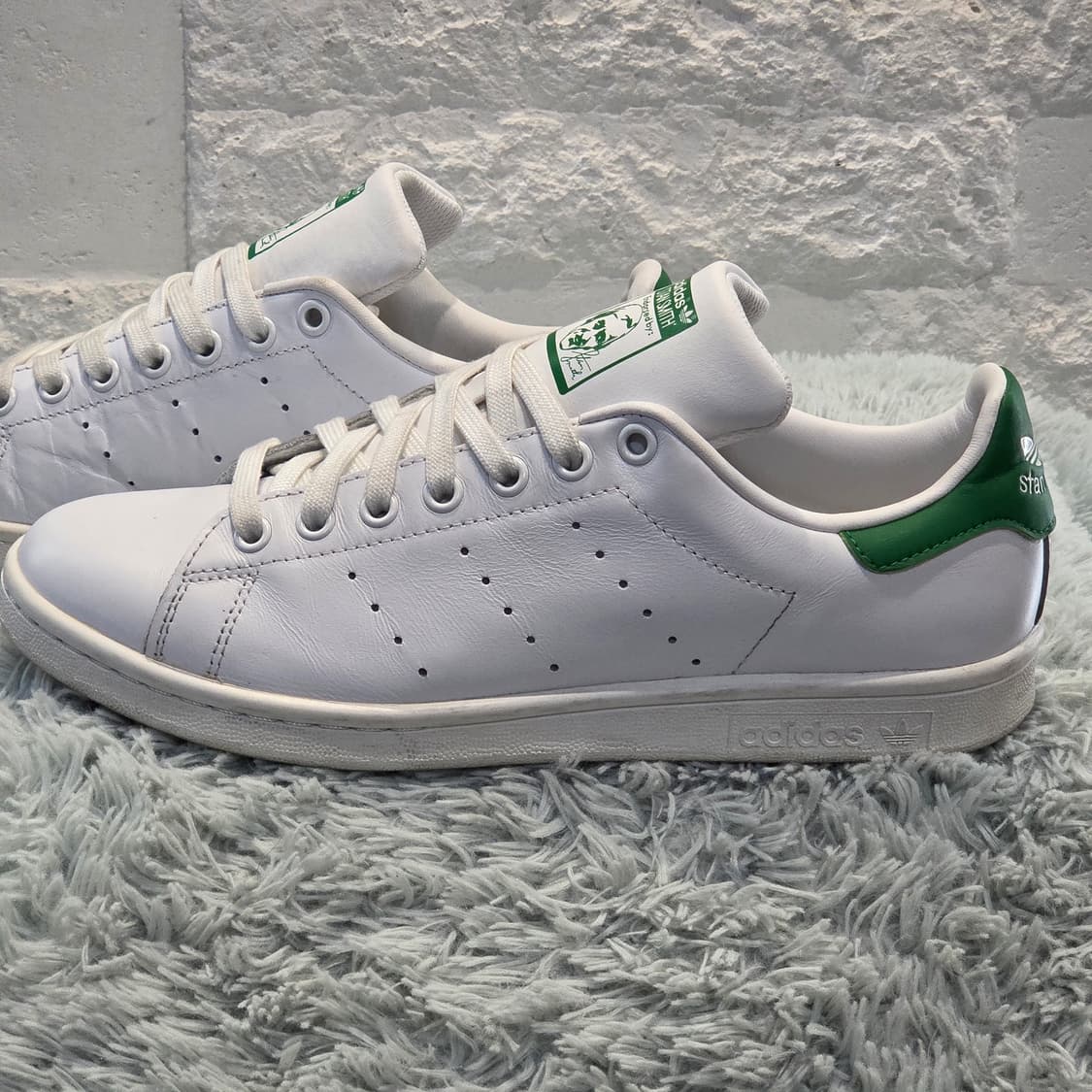 2q-2:아디다스 스탠스미스 오리지널 화이트 그린 (250)상태굿 상품이미지3