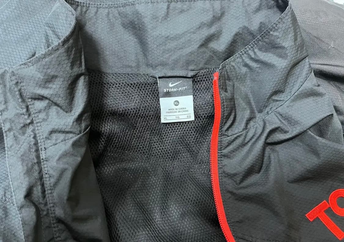 나이키 남성 블랙바람막이점퍼 105사이즈 상품이미지4