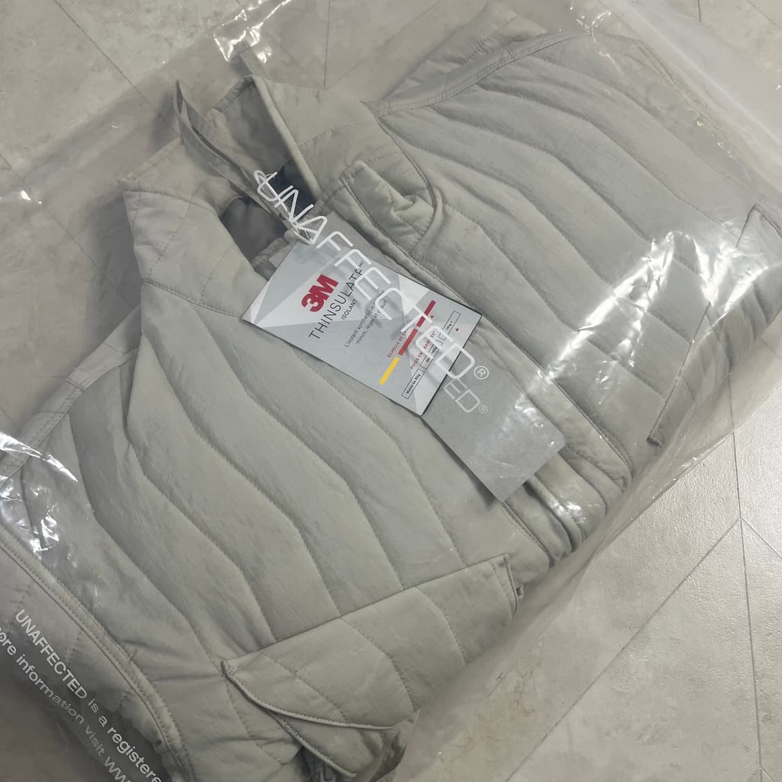 새상품(M)언어펙티드 퀄팅 블루종 자켓 라이트그레이 상품이미지4