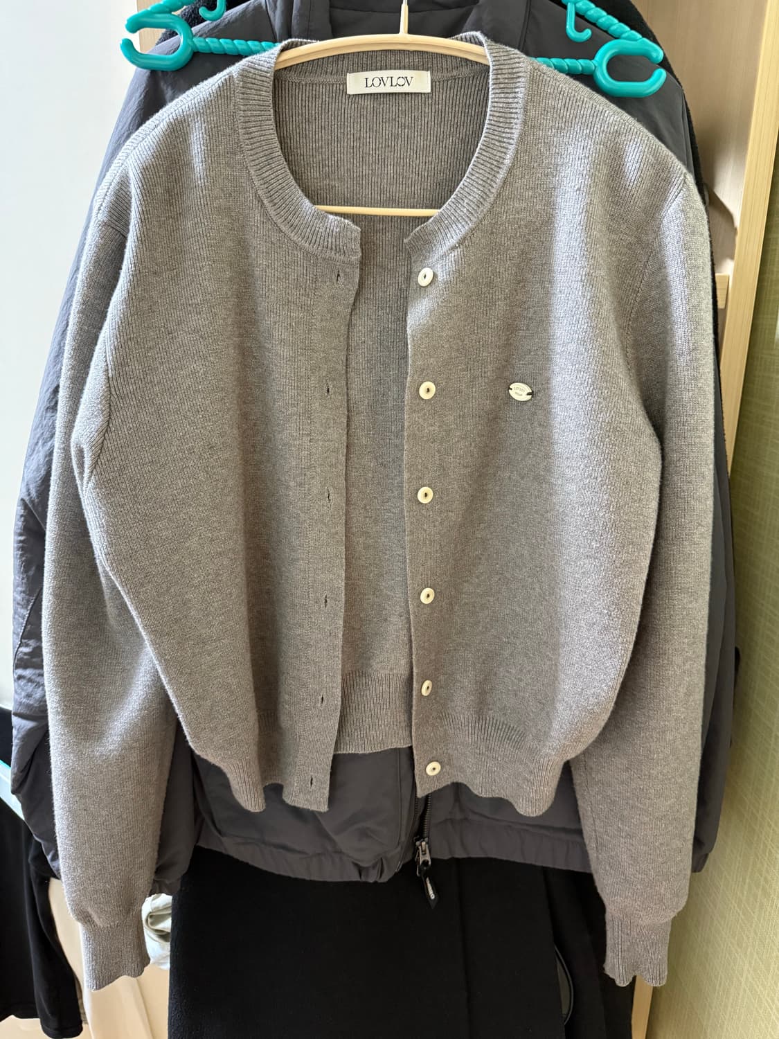 로브로브 마이 애티튜드 니트 가디건 그레이 상품이미지1