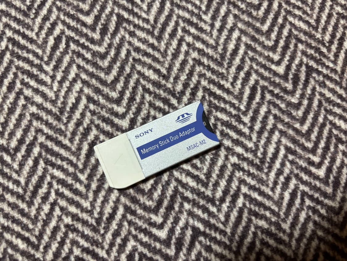 소니 사이버샷 dsc-t5(배터리2개, 메모리스틱2개, 메모리어댑터) 상품이미지9