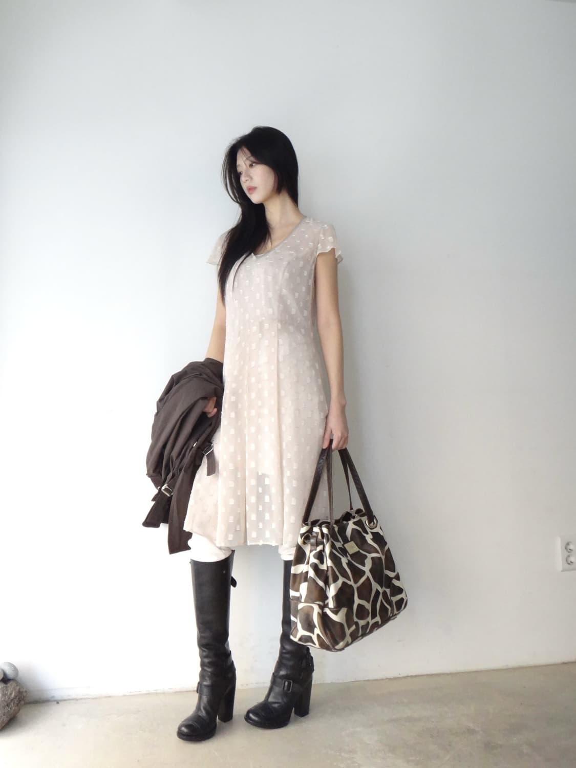 Rectangle pattern sheer ops / beige pink 상품이미지5