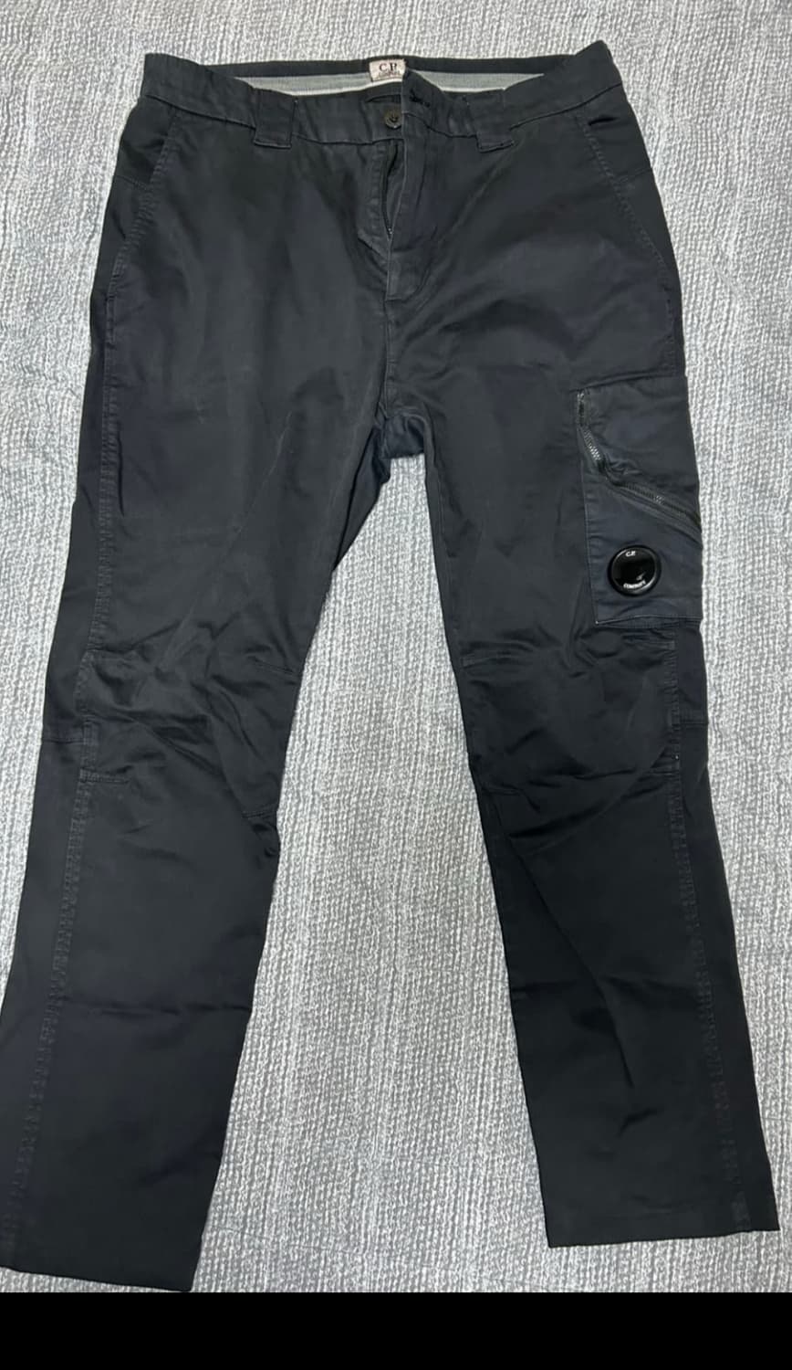 Cp company 바지 사이즈 32 상품이미지1