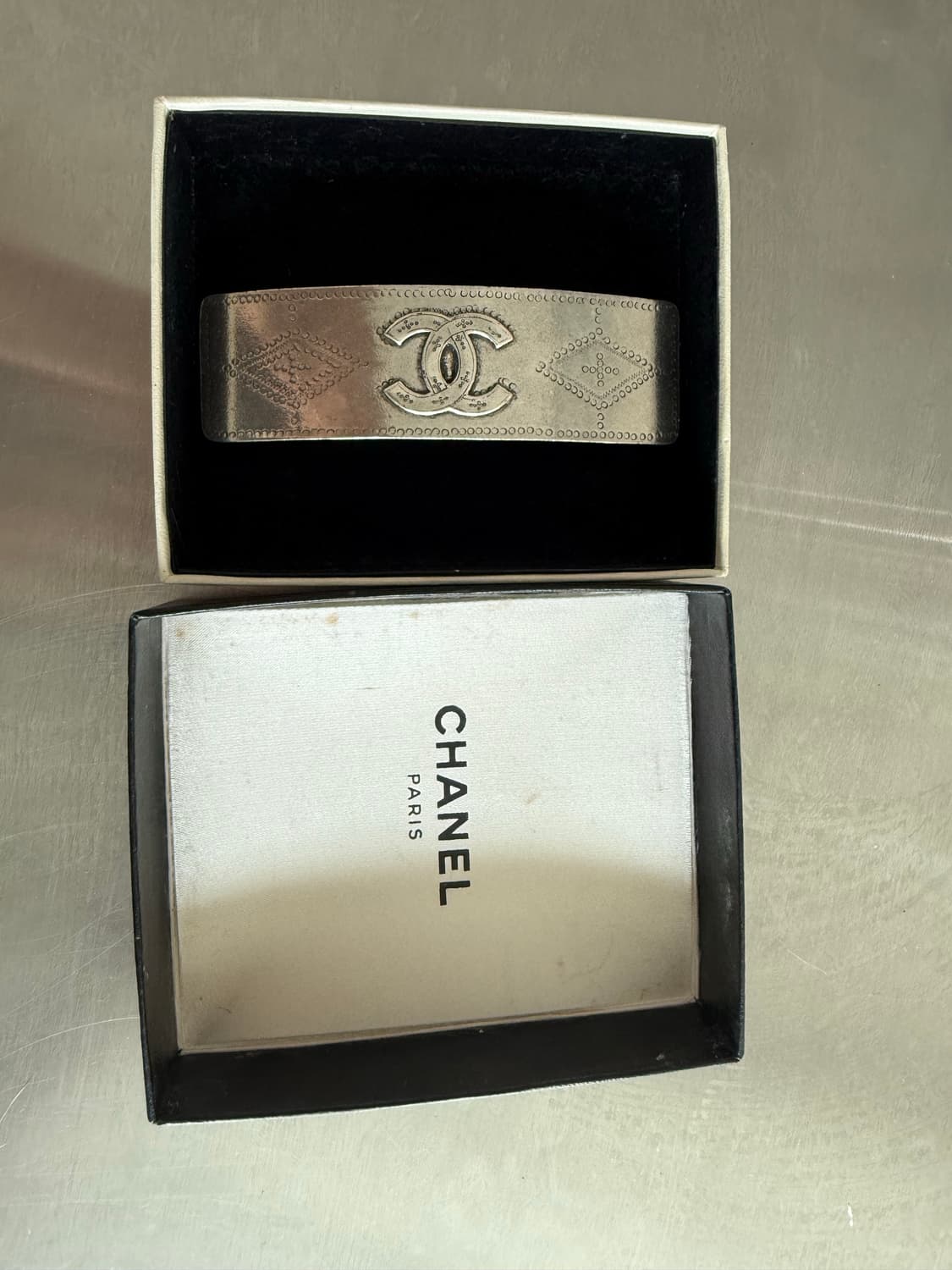 샤넬 메탈 로고 헤어핀 빈티지 상품이미지2