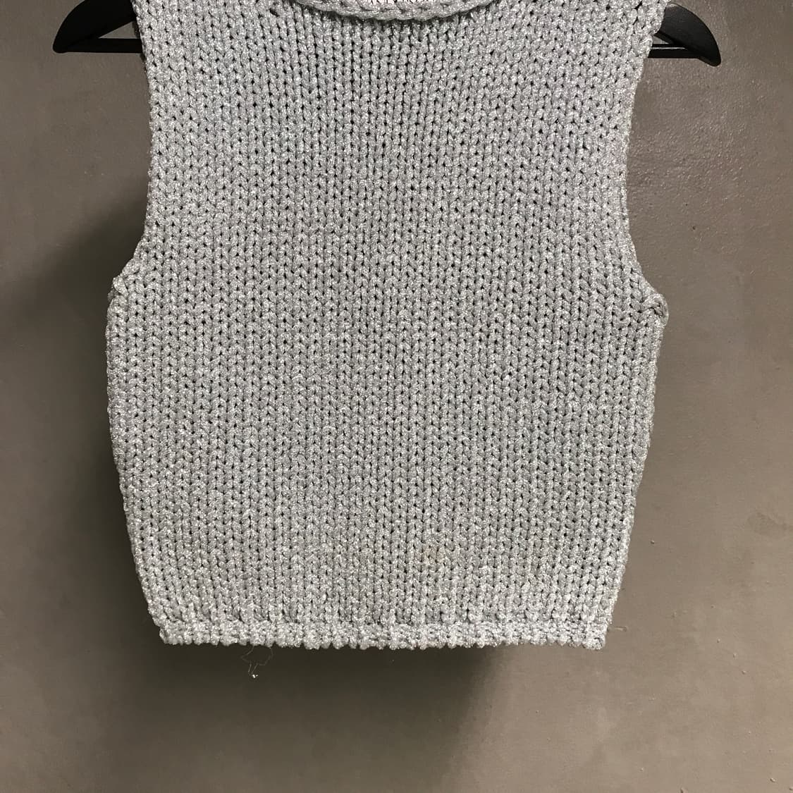 JW 앤더슨 슬리브리스 니트 M(W) 상품이미지3