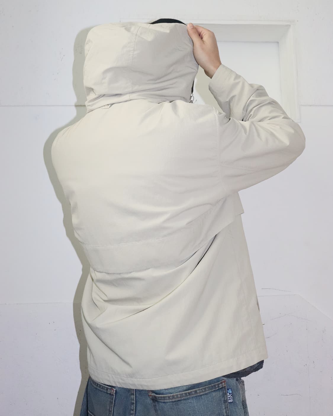 알레그리 22SS 유틸리티 하이넥 후디드 윈드브레이커 상품이미지2