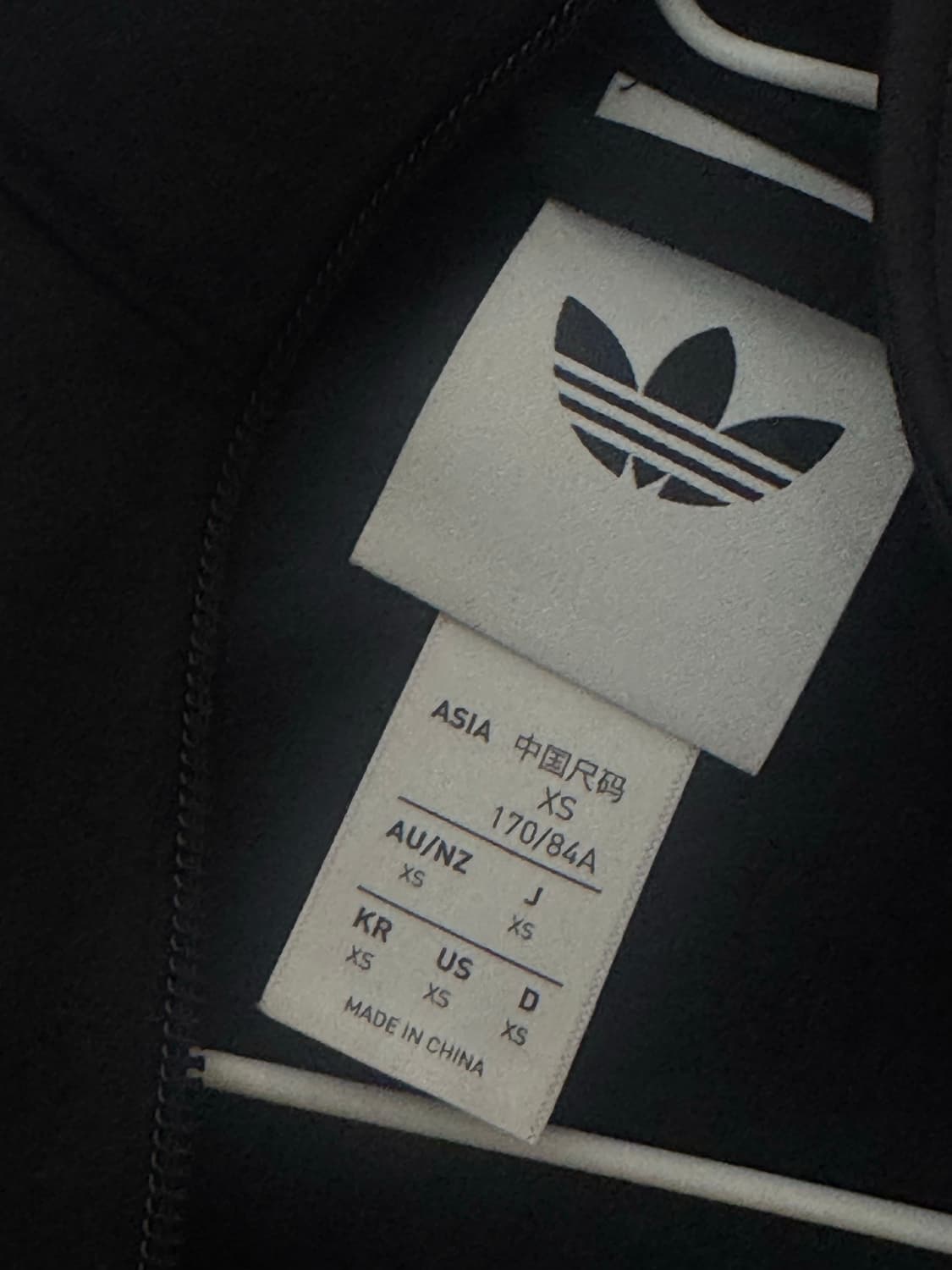 아디다스 오아시스 트랙탑 black XS 상품이미지3