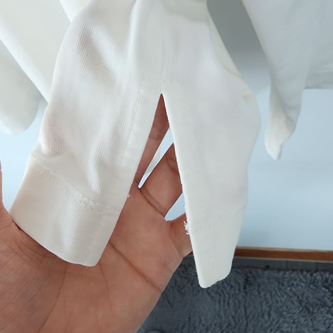 COS 코스 화이트 면 긴팔 티셔츠 상품이미지4