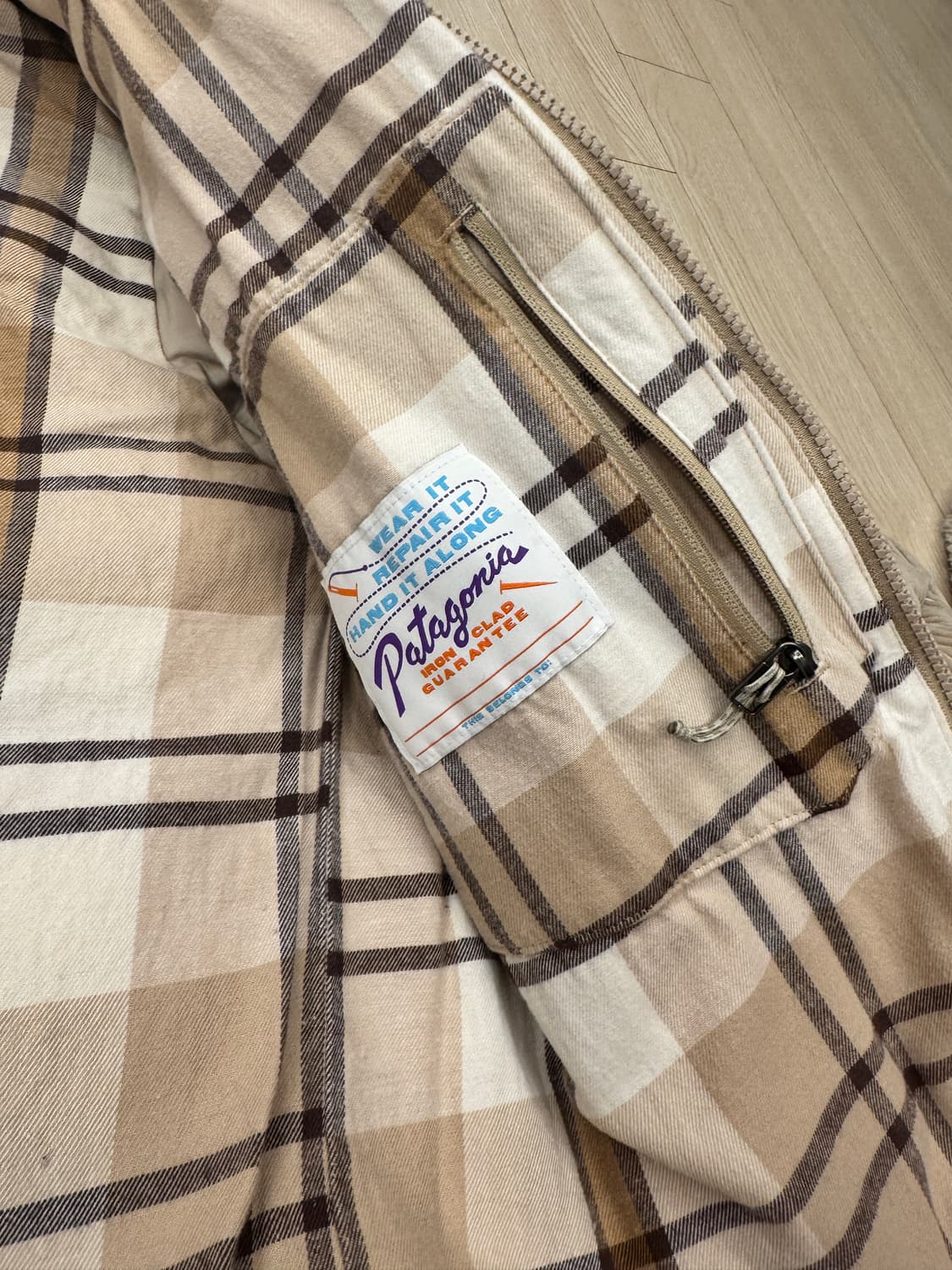 파타고니아 코듀로이 패딩 우먼즈 m 베이지 상품이미지3