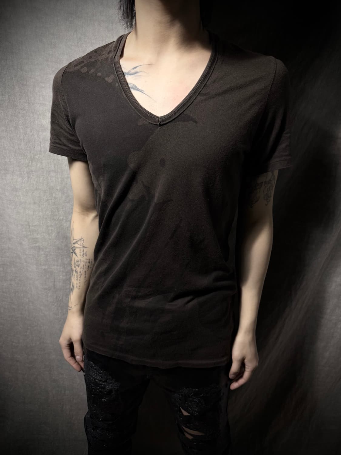 Julius 13SS [vandalism;] V-Neck T-shirt  상품이미지2
