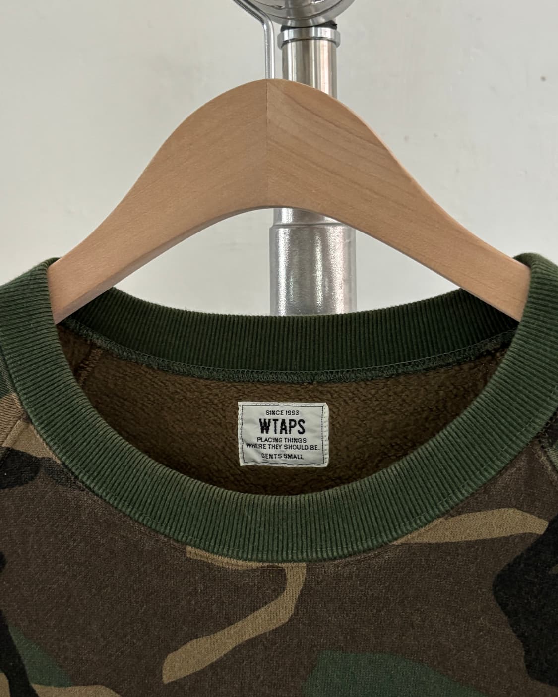 WTAPS 카모 로고 맨투맨 상품이미지2