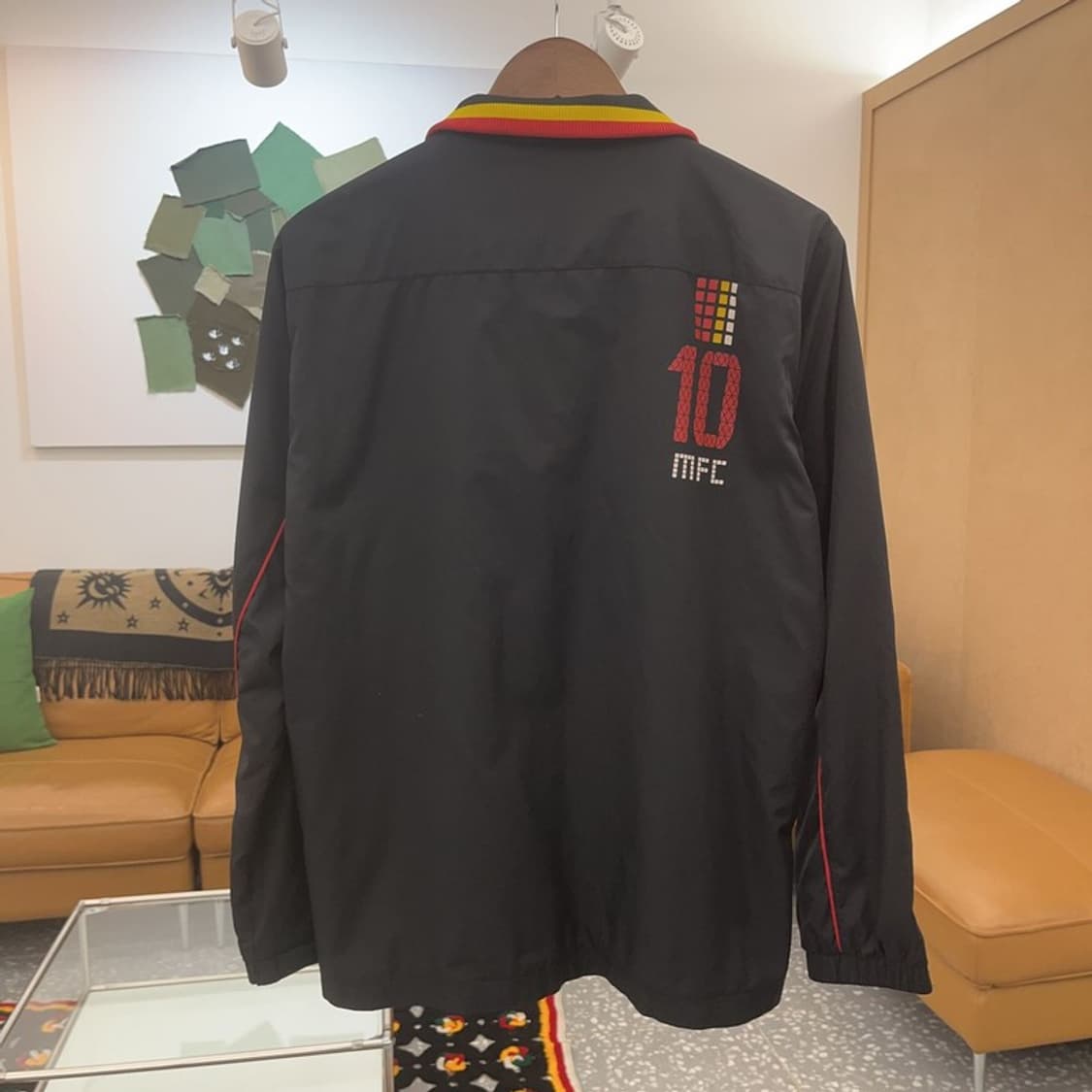 미즈노 풋볼클럽 올드스쿨 스포티 윈드브레이커 바람막이 M C06732 상품이미지4