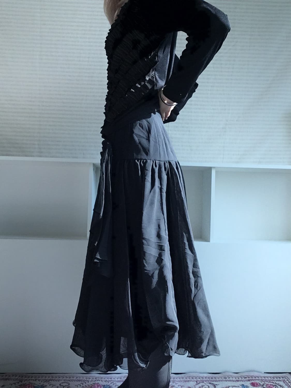 jpn vintage black ruffle long skirt 상품이미지3