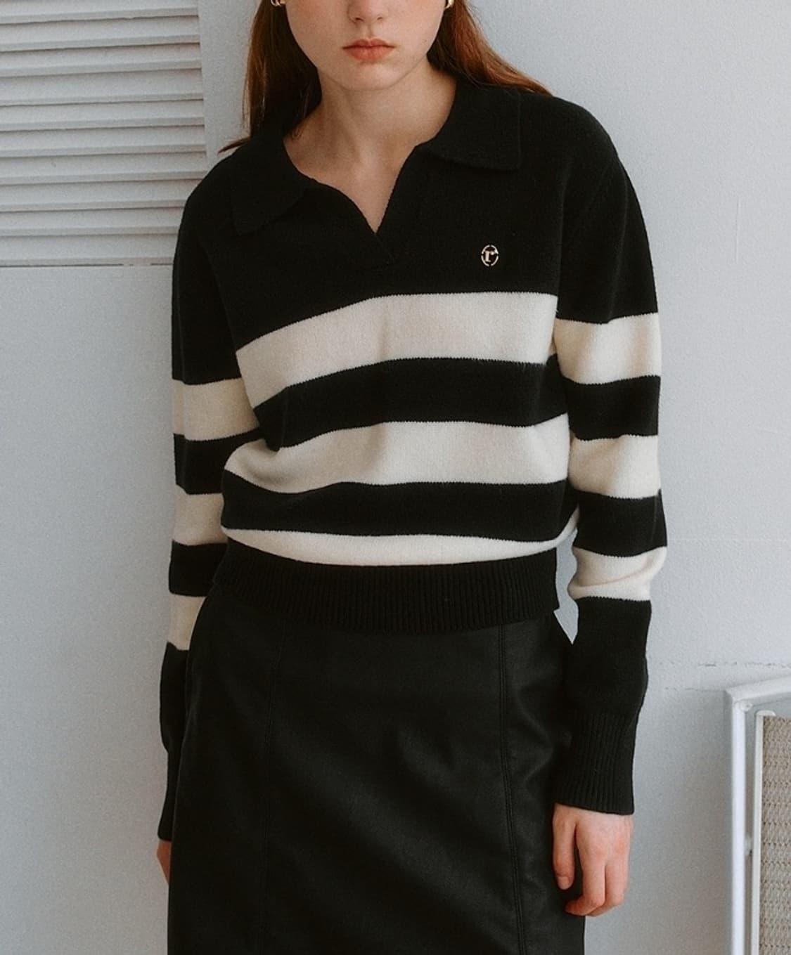 로라로라 스트라이프 오픈카라 블랙 울 니트 F 상품이미지1