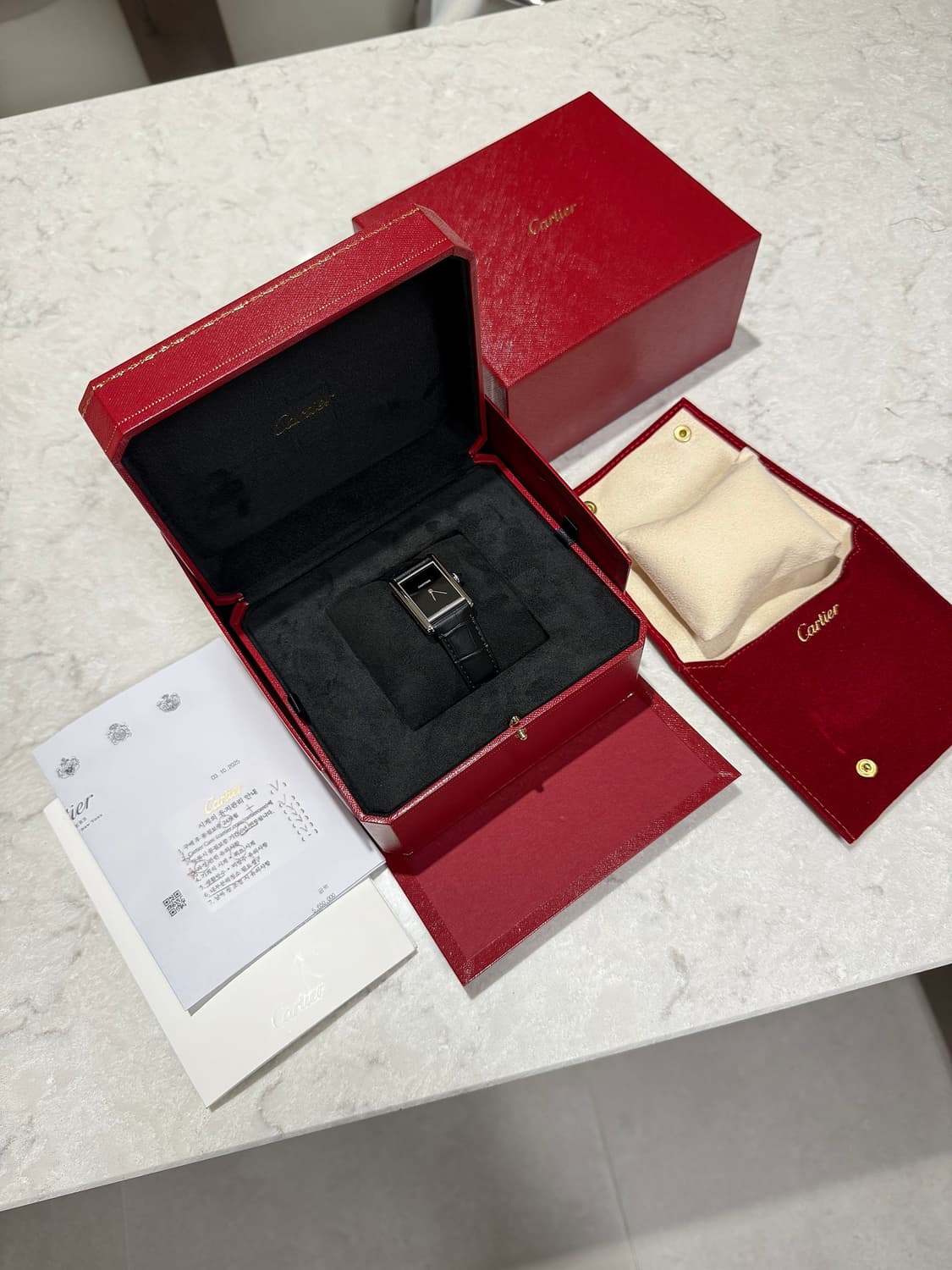 [L] 까르띠에 탱크 머스트 블랙 래커 다이얼 가죽 스트랩 상품이미지6