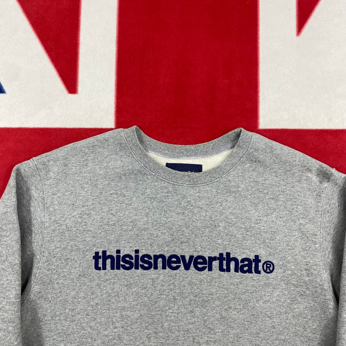 디스이즈네버댓 맨투맨 S 상품이미지3