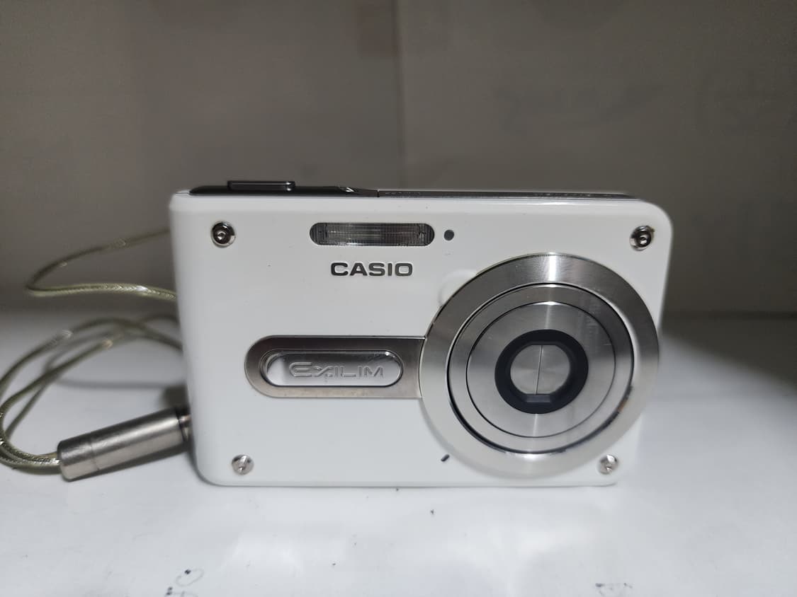 카시오 Exilim EX-S100 디지털 카메라 상품이미지1