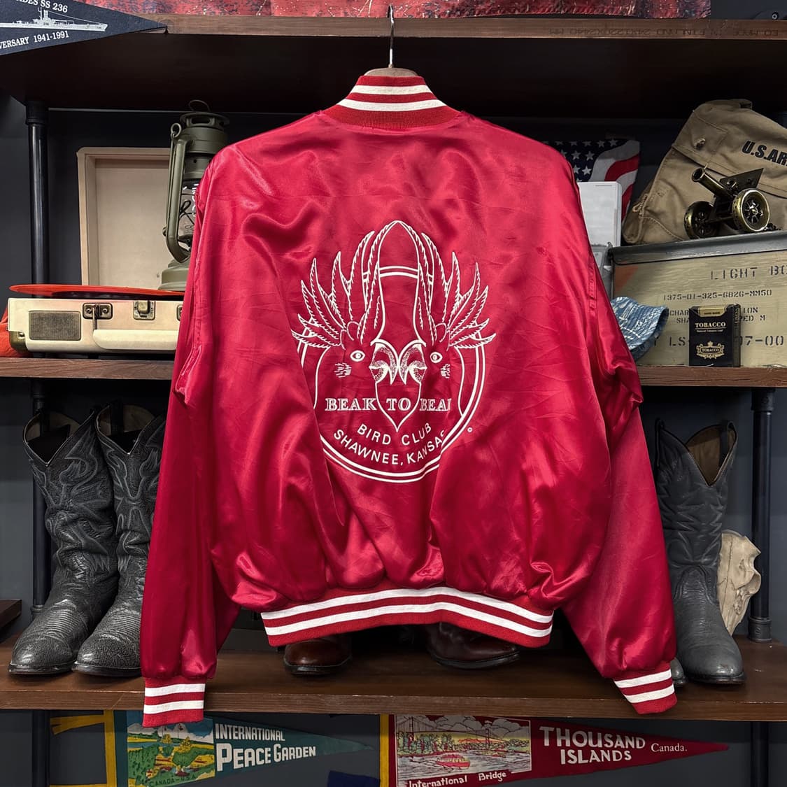 90s 빈티지 버드클럽 사틴 바시티 자켓 빅프린팅 딥레드 N777 상품이미지2