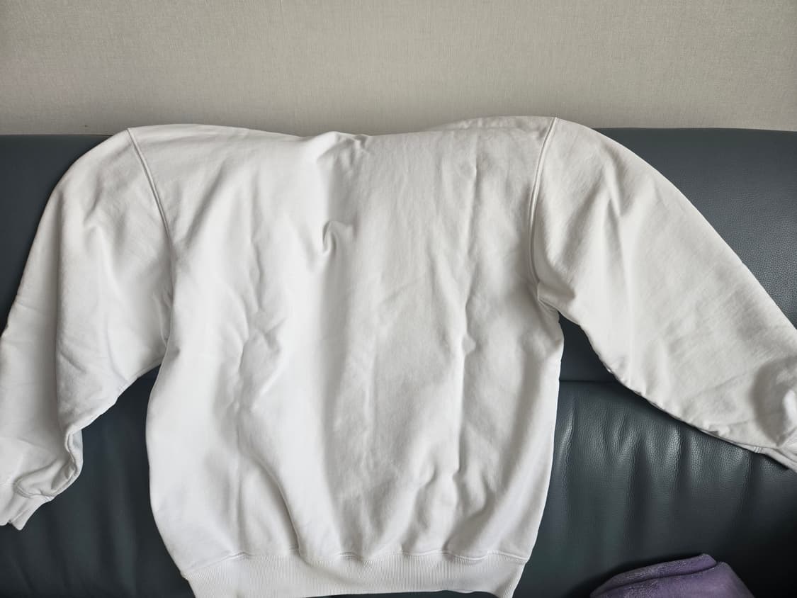 발렌시아가 스몰로고 후드티 상품이미지2