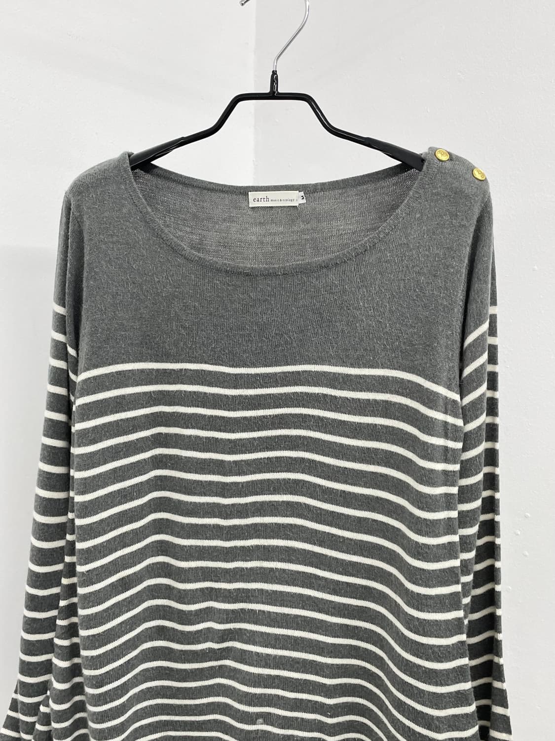 코지 버튼 스트라이프 니트 상품이미지5