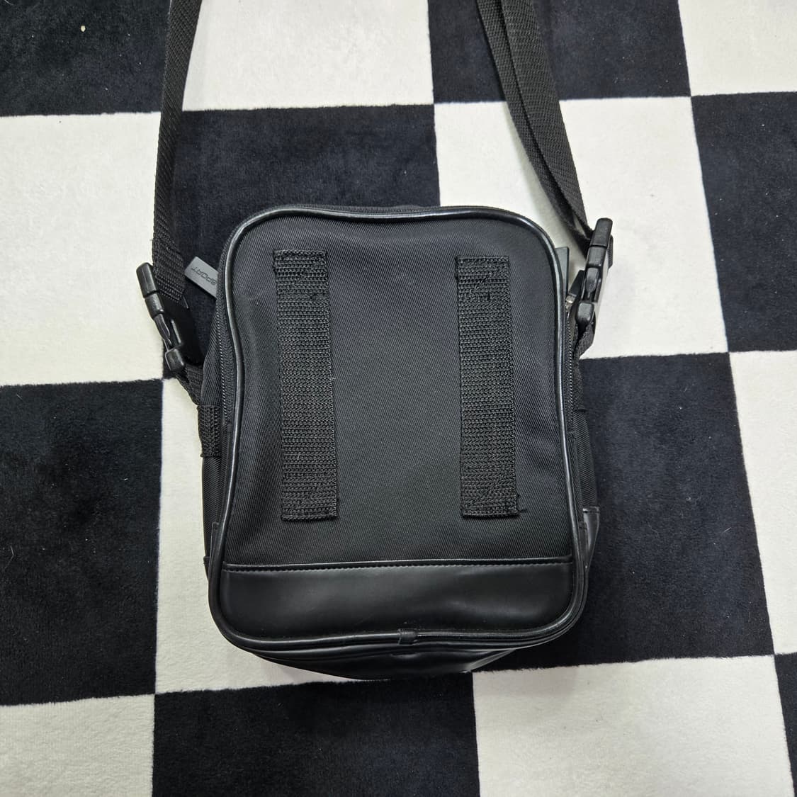 OS 폴로스포츠 미니 크로스백 블랙 상품이미지3