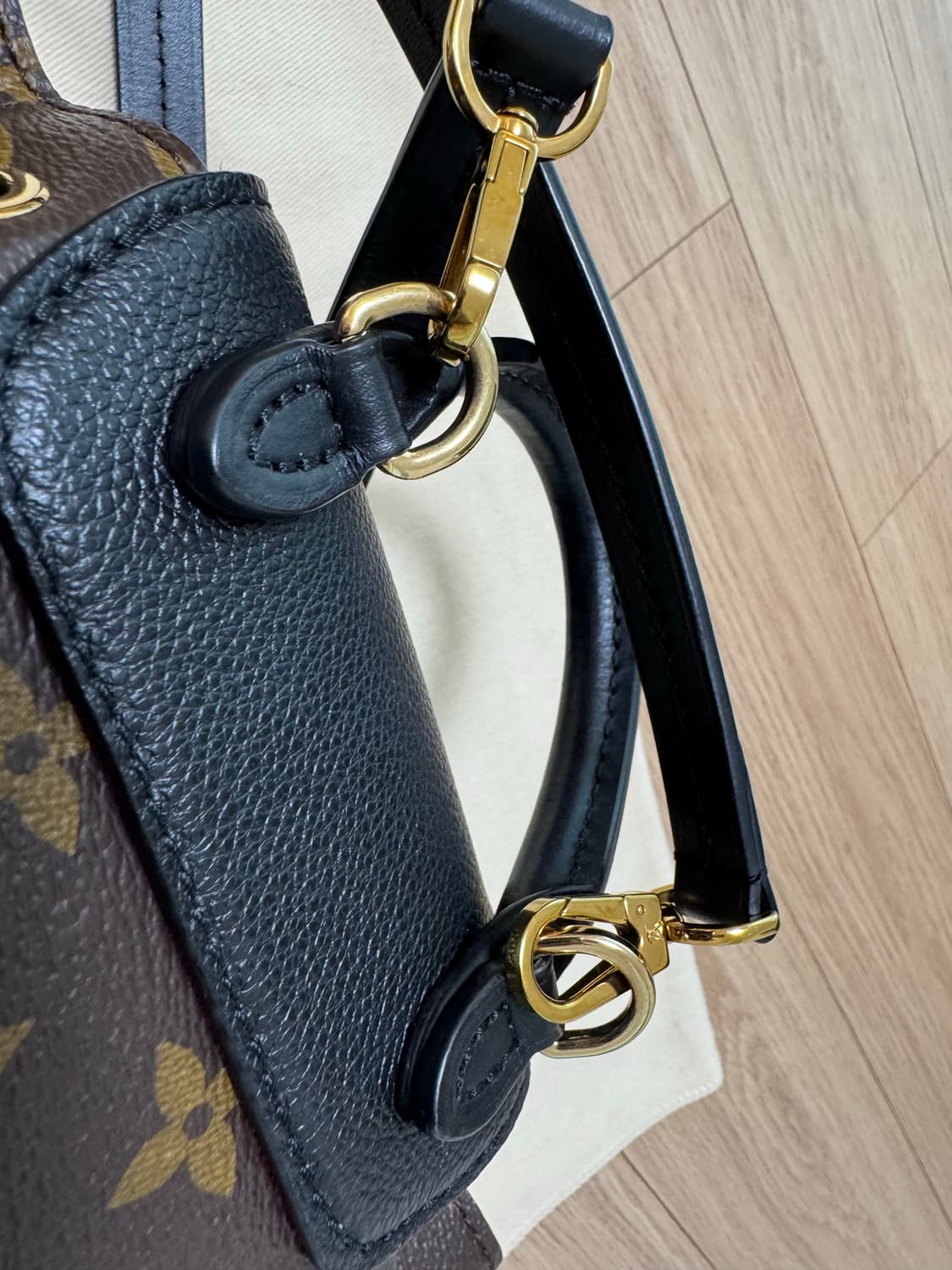 루이비통 몽수리 BB 모노그램 상품이미지7